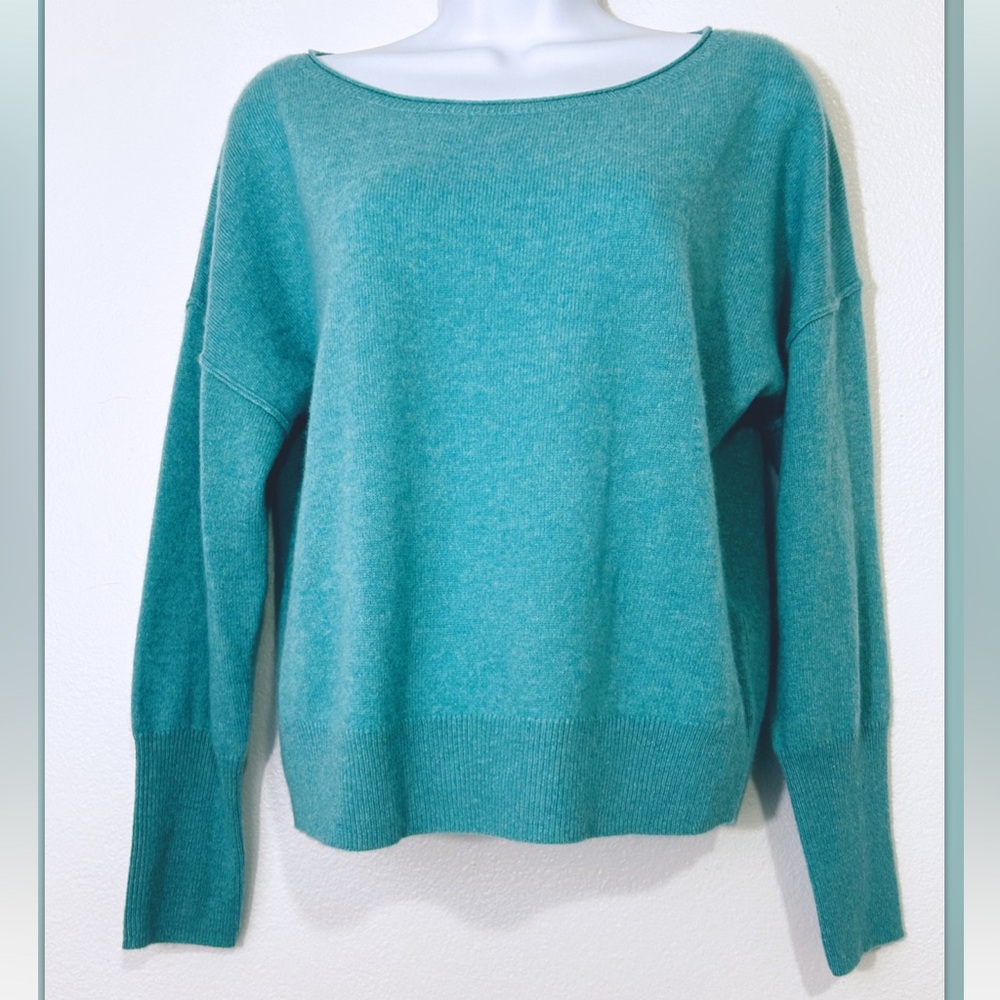 Tahari Womens Size Small 100% Cashmere Sweater